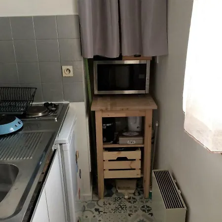 Apartment Studio Accueillant Et Moderne A *